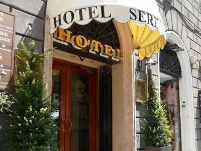 Serena Srl 3* רומא